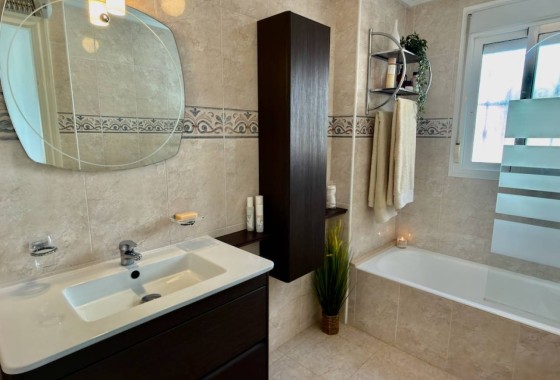 Wiederverkauf - Freistehende Villa -
Ciudad Quesada - Rojales - Doña Pena