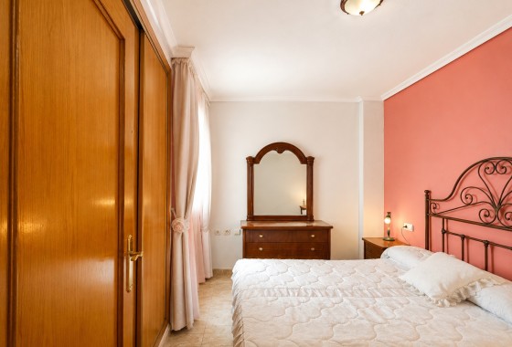 Revente - Appartement -
Torrevieja