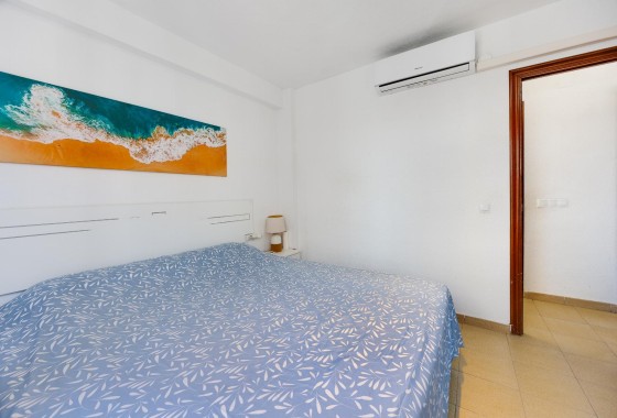 Sprzedaż - Apartament / Mieszkanie -
Torrevieja - Acequion
