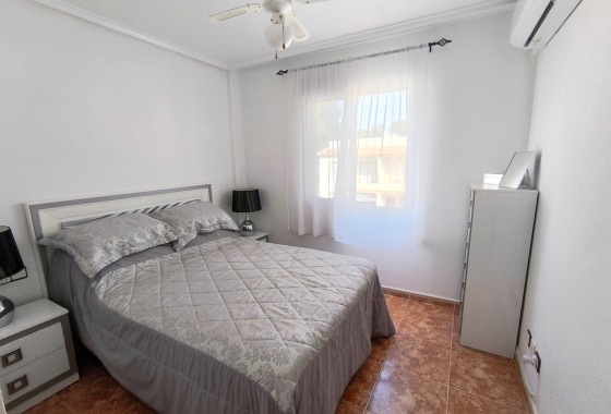 Venta - Apartamento / Piso -
Algorfa