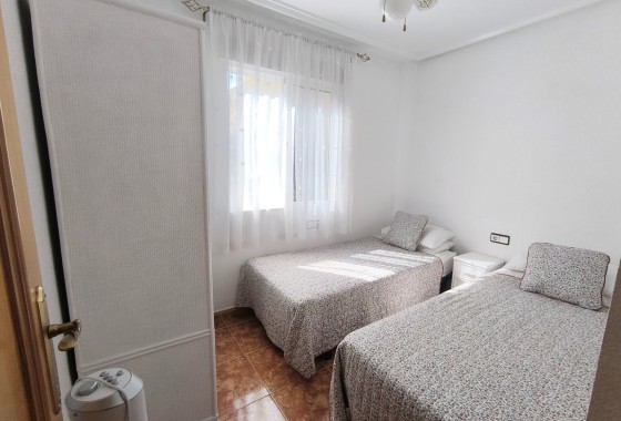 Venta - Apartamento / Piso -
Algorfa
