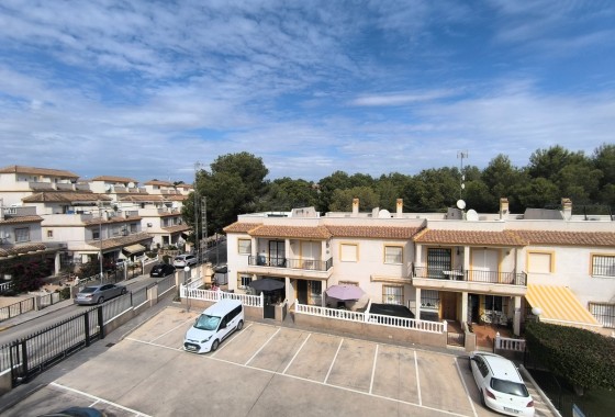 Venta - Apartamento / Piso -
Algorfa
