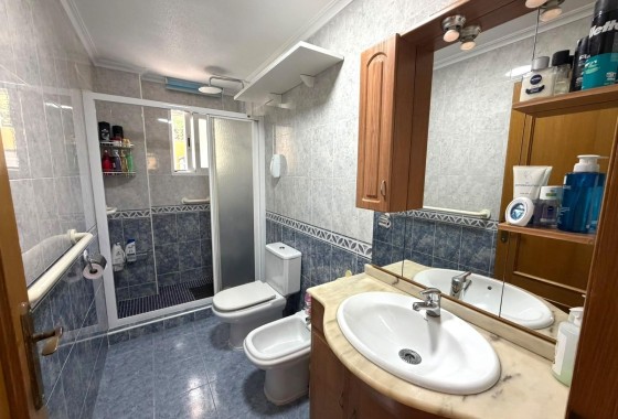 Revente - Appartement -
Torrevieja - La Mata