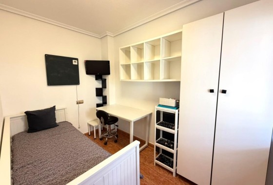Revente - Appartement -
Torrevieja - La Mata