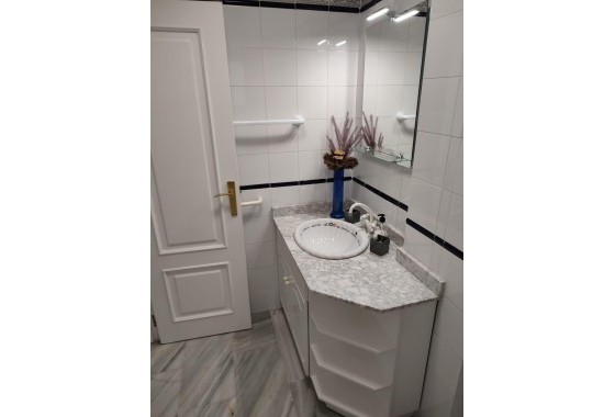 Revente - Appartement -
Torrevieja