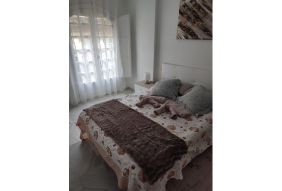 Revente - Appartement -
Torrevieja