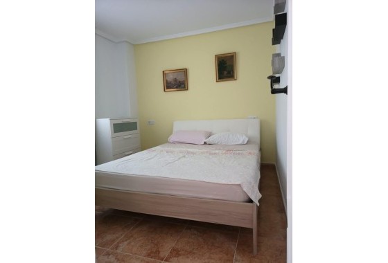 Sprzedaż - Apartament / Mieszkanie -
Torrevieja - Parque de las Naciones