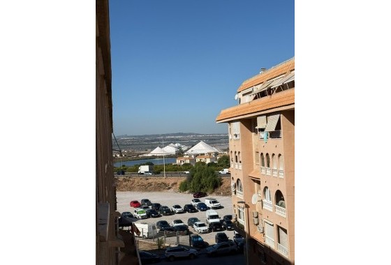 Sprzedaż - Apartament / Mieszkanie -
Torrevieja - Parque de las Naciones