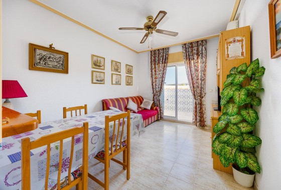 Herverkoop - Appartement / Flat -
Torrevieja - Acequion