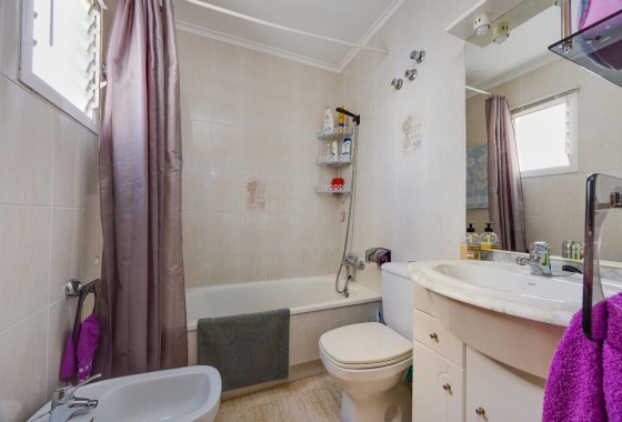 Herverkoop - Appartement / Flat -
Torrevieja - Acequion
