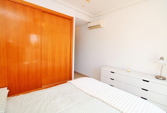 Sprzedaż - Apartament / Mieszkanie -
Villamartín