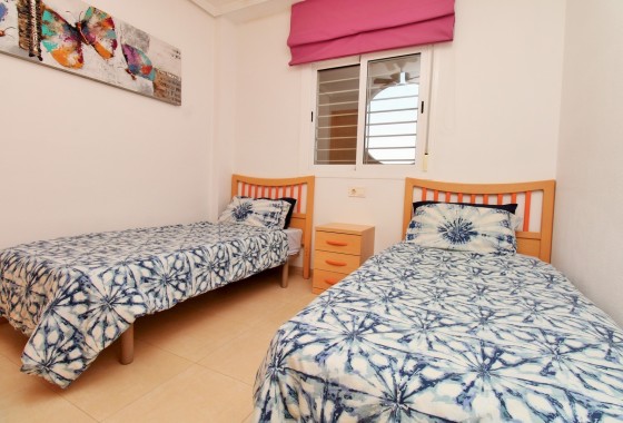 Sprzedaż - Apartament / Mieszkanie -
Villamartín
