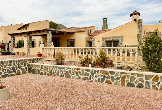 Revente - Finca / Propriété rurale -
La Murada