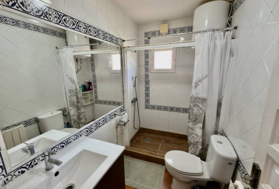 Venta - Apartamento / Piso -
Torrevieja