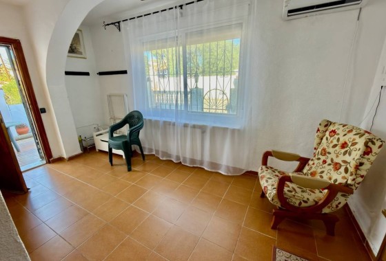 Venta - Apartamento / Piso -
Torrevieja