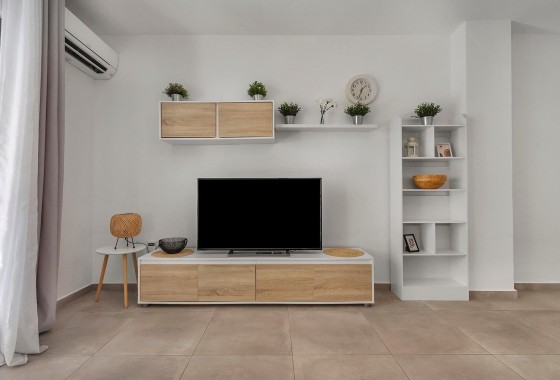 Sprzedaż - Apartament / Mieszkanie -
Torrevieja - Playa de los Locos