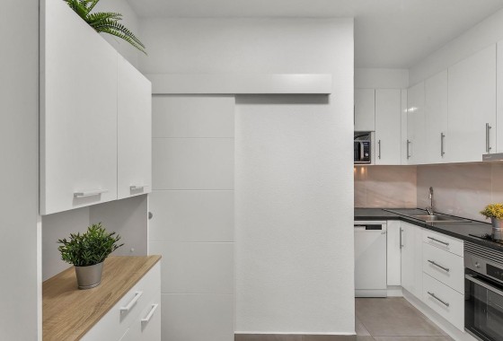 Sprzedaż - Apartament / Mieszkanie -
Torrevieja - Playa de los Locos