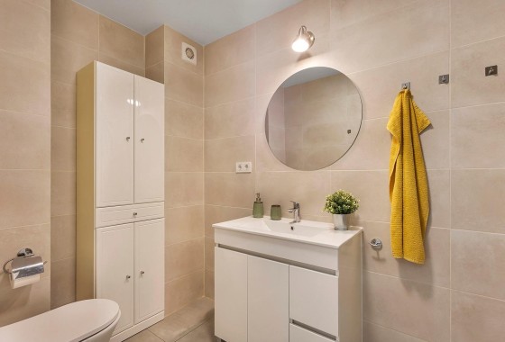 Sprzedaż - Apartament / Mieszkanie -
Torrevieja - Playa de los Locos