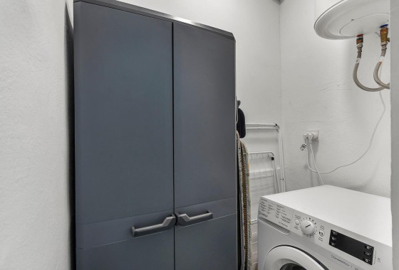 Sprzedaż - Apartament / Mieszkanie -
Torrevieja - Playa de los Locos