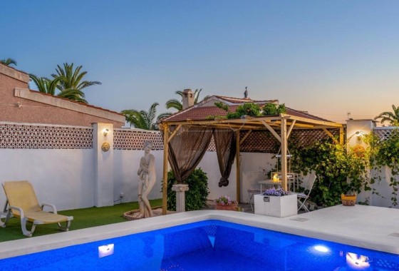 Herverkoop - Vrijstaande Villa -
Ciudad Quesada - Rojales - Ciudad Quesada