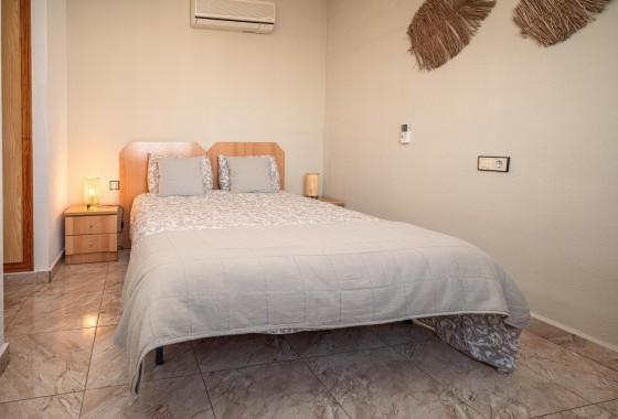 Sprzedaż - Apartament / Mieszkanie -
Entre Naranjos - Vistabella Golf