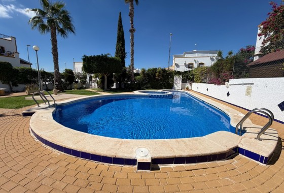 Wiederverkauf - Reihenhaus -
Orihuela - Entre Naranjos - Vistabella Golf
