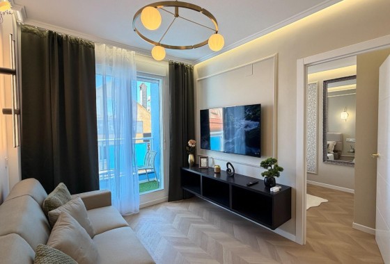 Wiederverkauf - Wohnung / Apartment -
Torrevieja