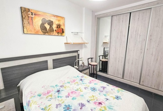 Herverkoop - Appartement / Flat -
Torrevieja - Parque de las Naciones