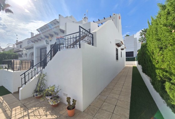 Sprzedaż -  -
Villamartin * - Los Dolses *
