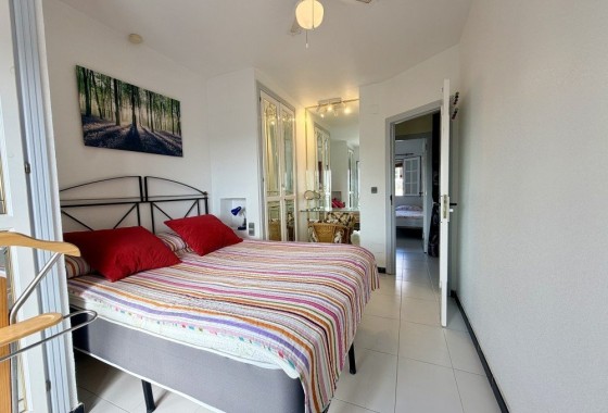 Venta - Apartamento / Piso -
Torrevieja