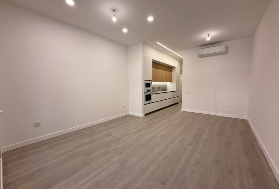 Resale - Apartment / Flat -
Torrevieja - Playa del Cura