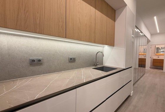 Resale - Apartment / Flat -
Torrevieja - Playa del Cura