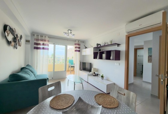 Venta - Apartamento / Piso -
Guardamar del Segura - Urbanizaciones