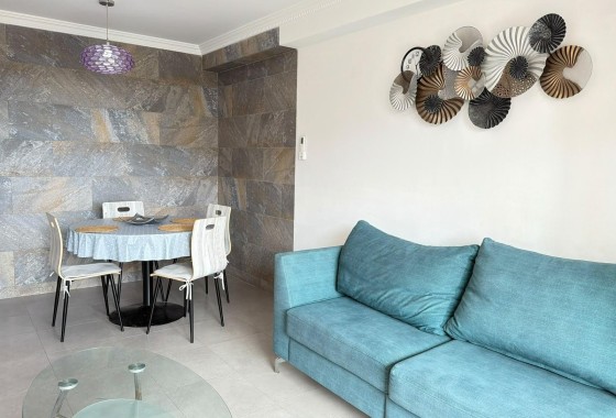 Venta - Apartamento / Piso -
Guardamar del Segura - Urbanizaciones