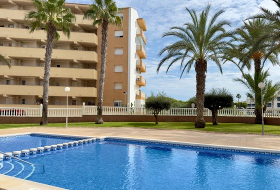 Venta - Apartamento / Piso -
Guardamar del Segura - Urbanizaciones