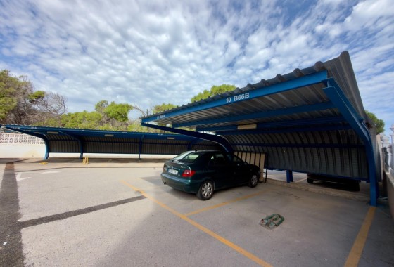 Venta - Apartamento / Piso -
Guardamar del Segura - Urbanizaciones