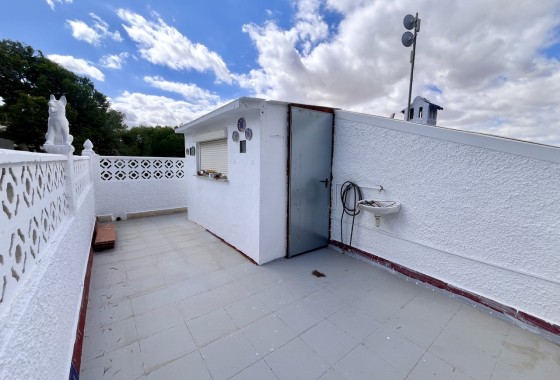 Herverkoop - Vrijstaande Villa -
Pinar de Campoverde - Campoverde