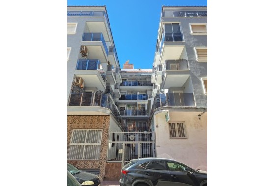 Revente - Appartement -
Torrevieja