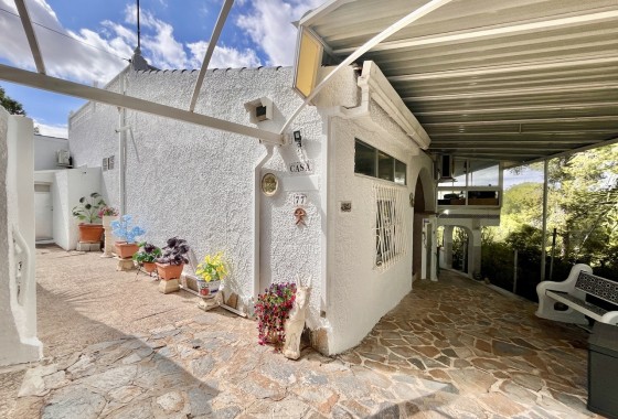 Herverkoop - Vrijstaande Villa -
Pinar de Campoverde - Campoverde