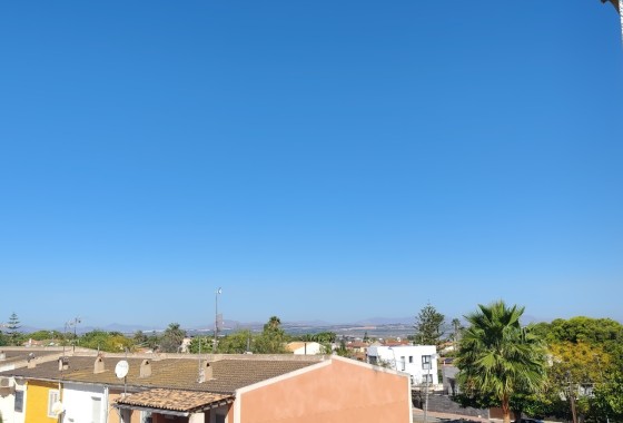 Herverkoop - Rijhuis -
Los Balcones - Los Altos del Edén - Los Balcones