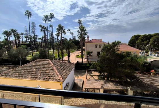 Sprzedaż - Apartament / Mieszkanie -
Jacarilla