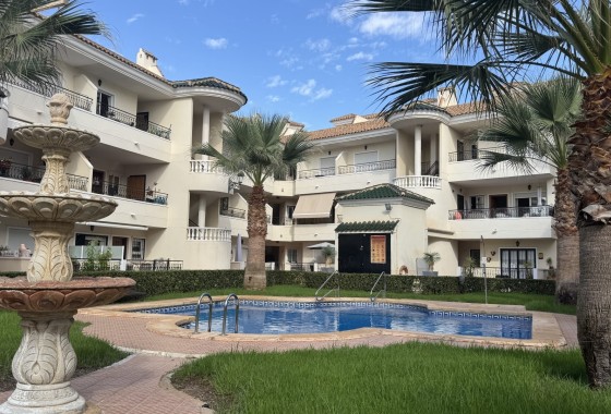 Sprzedaż - Apartament / Mieszkanie -
Jacarilla