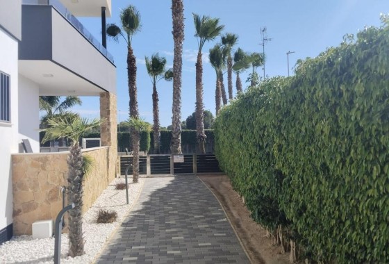 Sprzedaż - Apartament / Mieszkanie -
Orihuela Costa - Las Mismosas/Los Altos