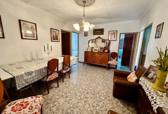 Revente - Maison de ville -
Algorfa