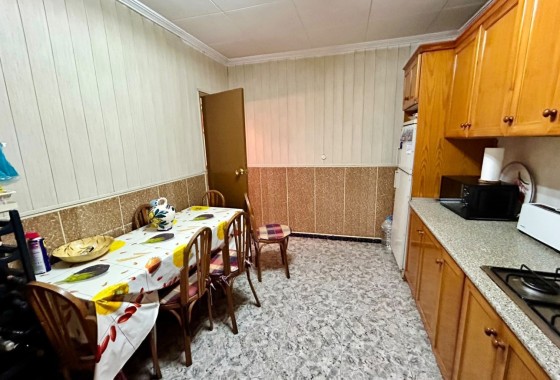 Revente - Maison de ville -
Algorfa