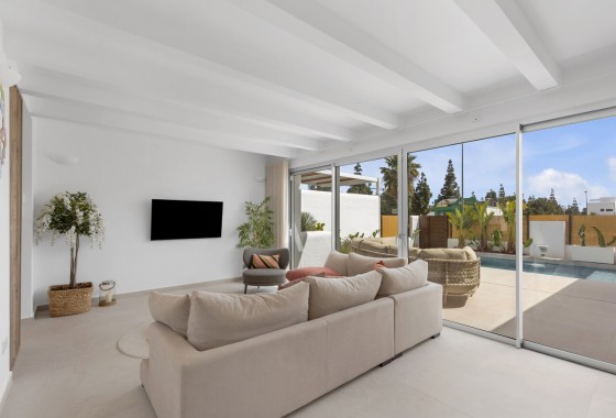 Venta - Chalet Independiente -
Los Alcázares - Torre del Rame