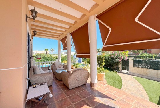 Resale - Detached Villa -
Torrevieja