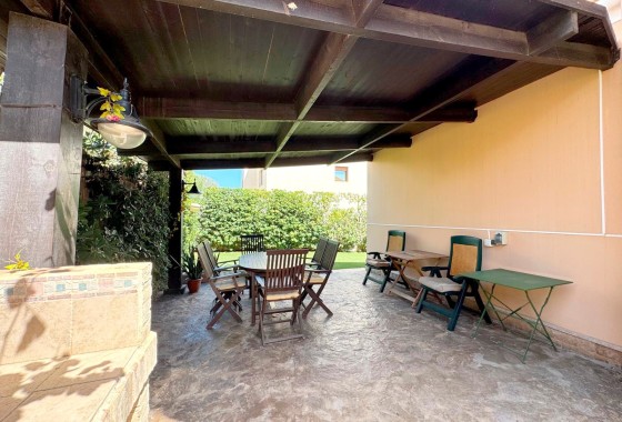 Resale - Detached Villa -
Torrevieja