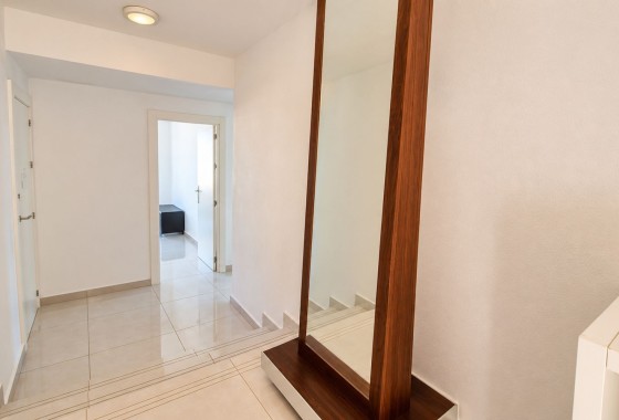 Wiederverkauf - Wohnung / Apartment -
Orihuela Costa