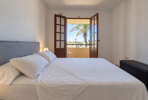 Wiederverkauf - Wohnung / Apartment -
Orihuela Costa